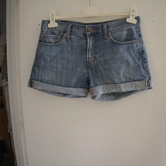 Levi's Jean Shorts - Picture 1 of 2